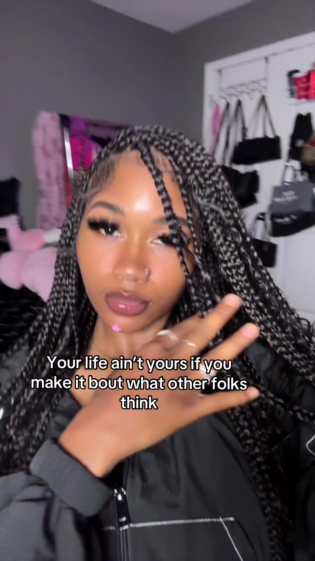 @Lindseyy