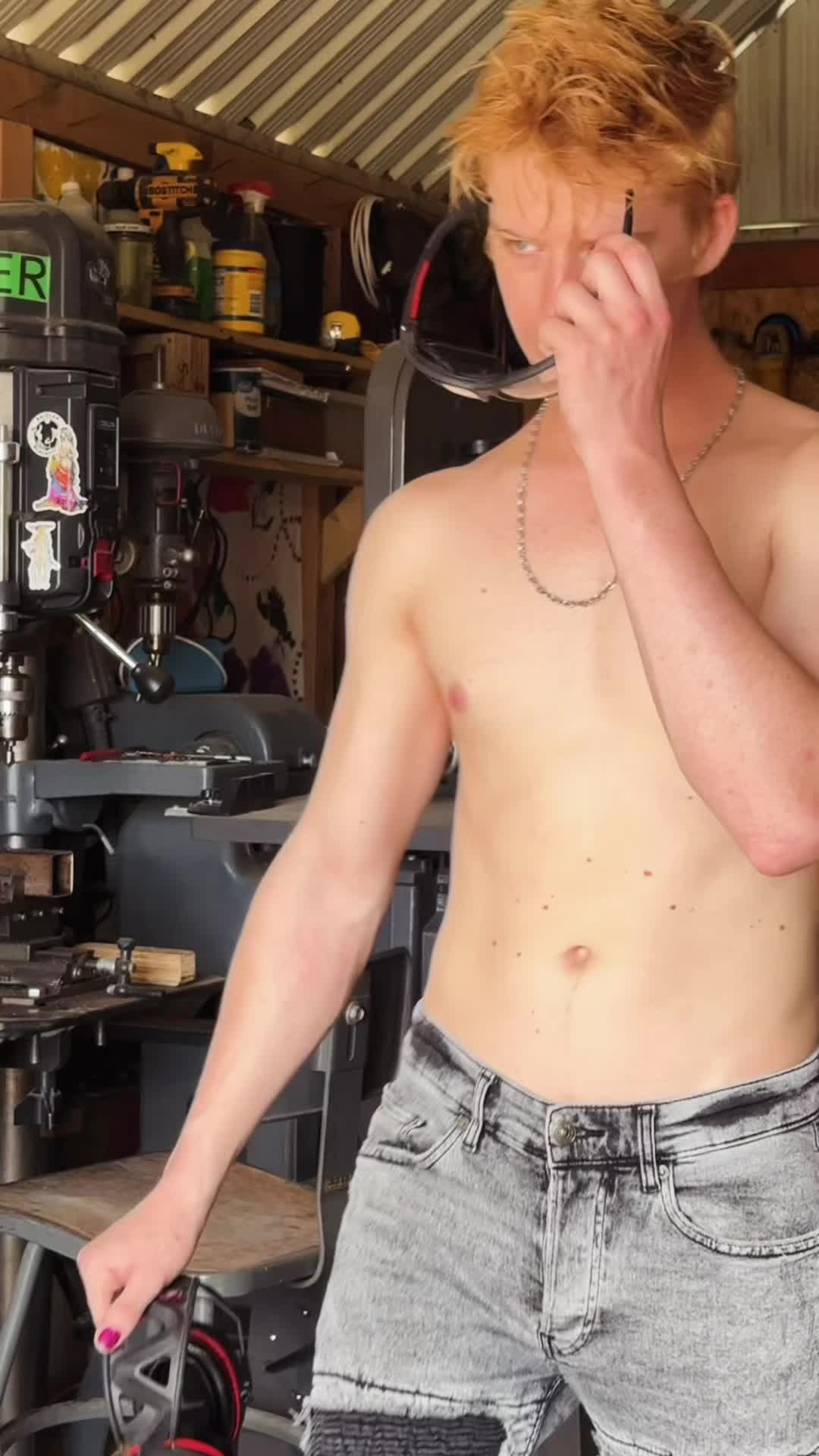 @Ashecravenock