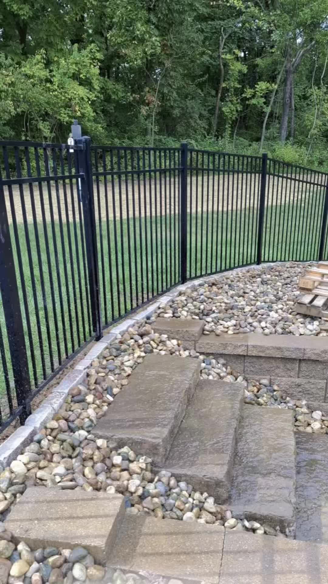 @Elite Lawncare & Outdoors