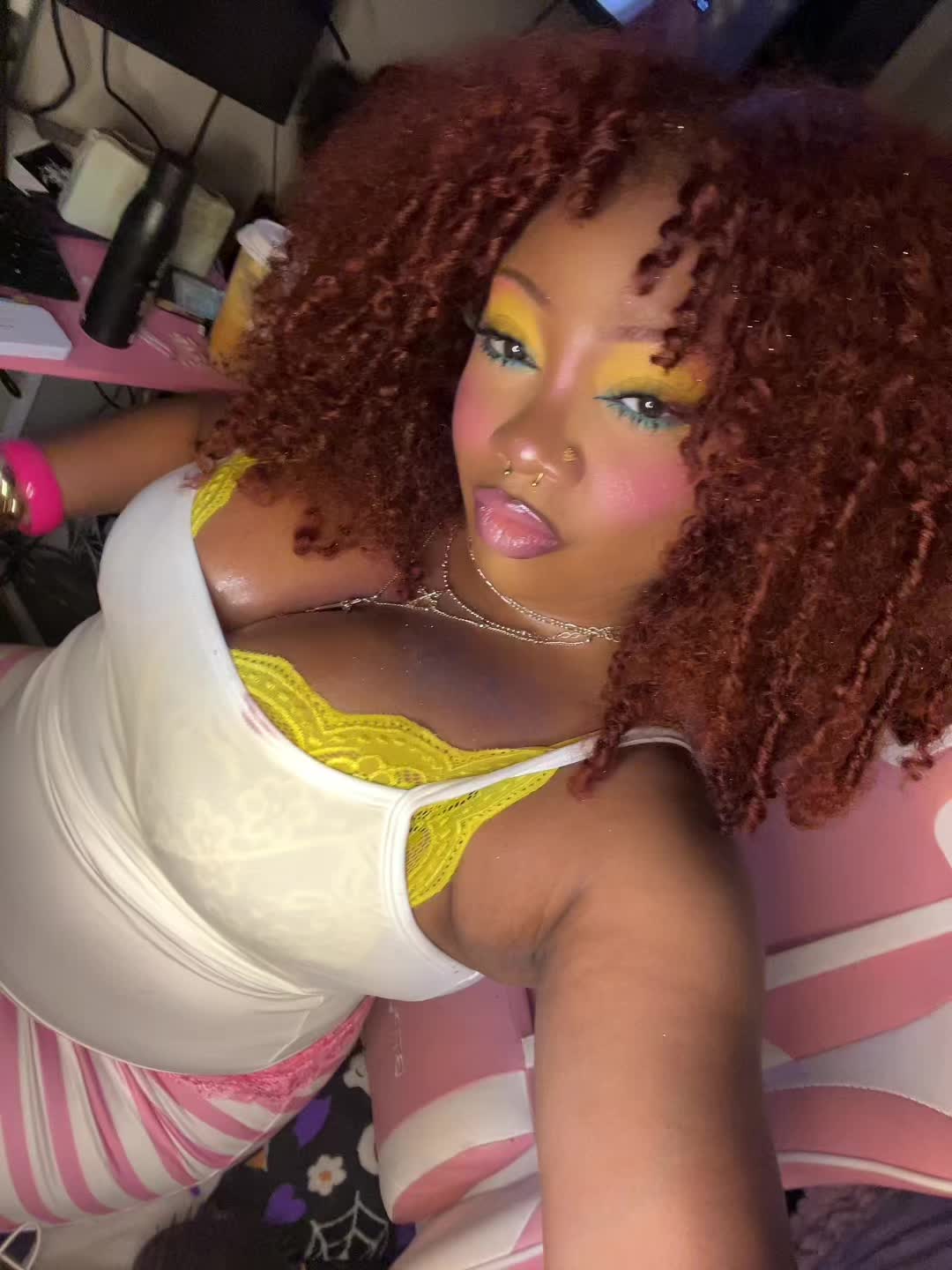 @𝑻𝑜𝑜𝑧𝒾ꨄ