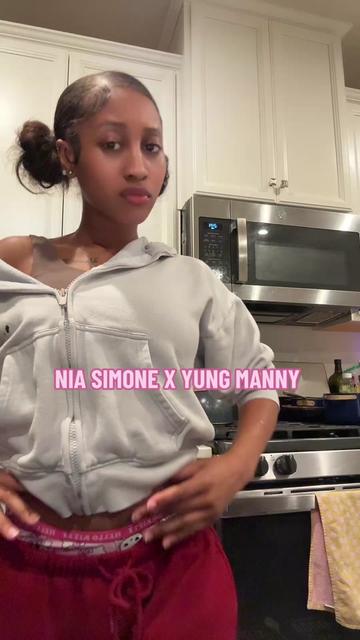 @NIA SIMONE