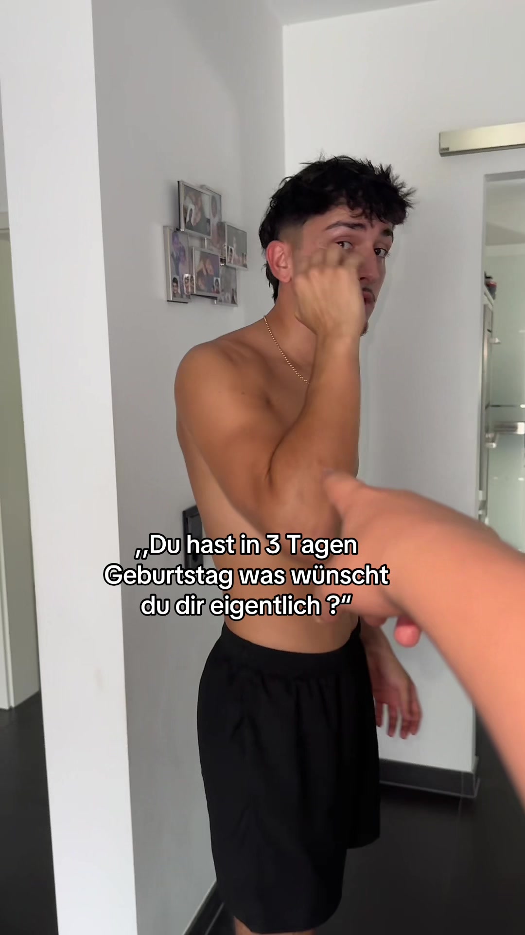 @𝔼𝕟𝕖𝕤