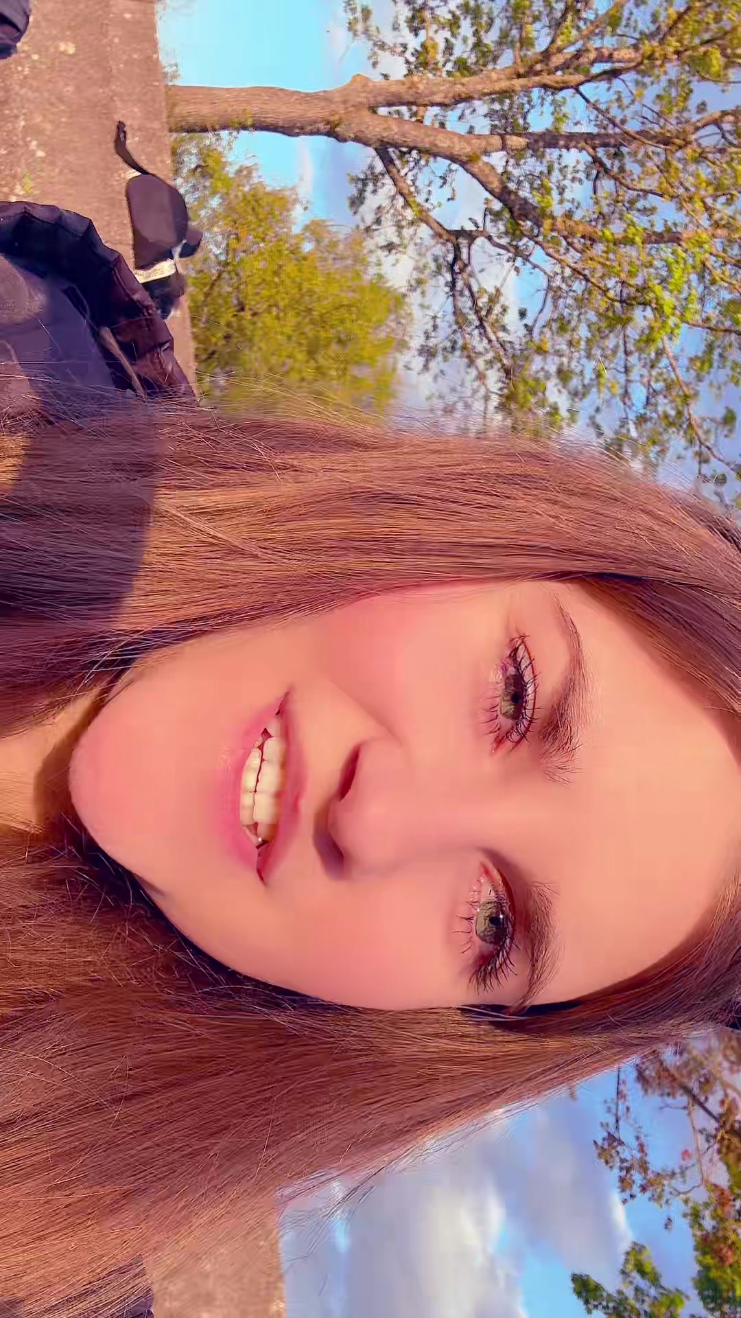 @c.tania17