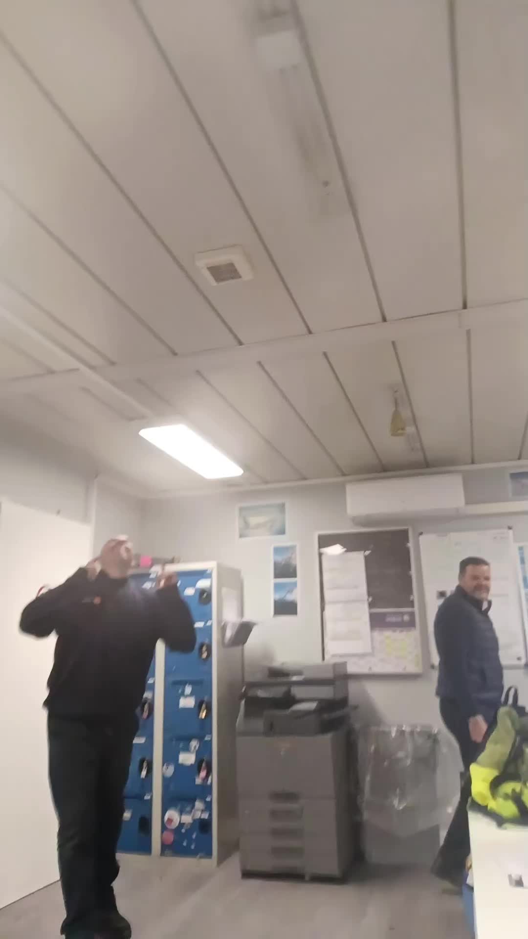 @nico.aeroportlyon