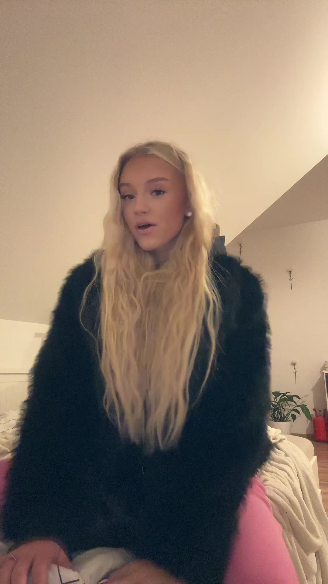 @𝒲𝑒𝓇𝑜𝓃𝒾𝓀𝒶