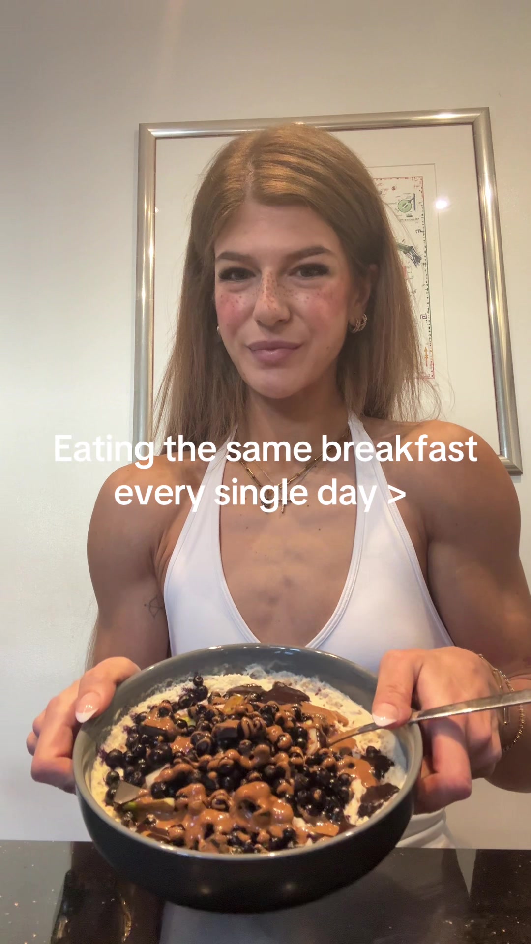 @Julia 🥥 npc bikini athlete