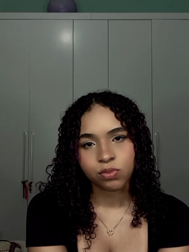 @Ashzinha💜