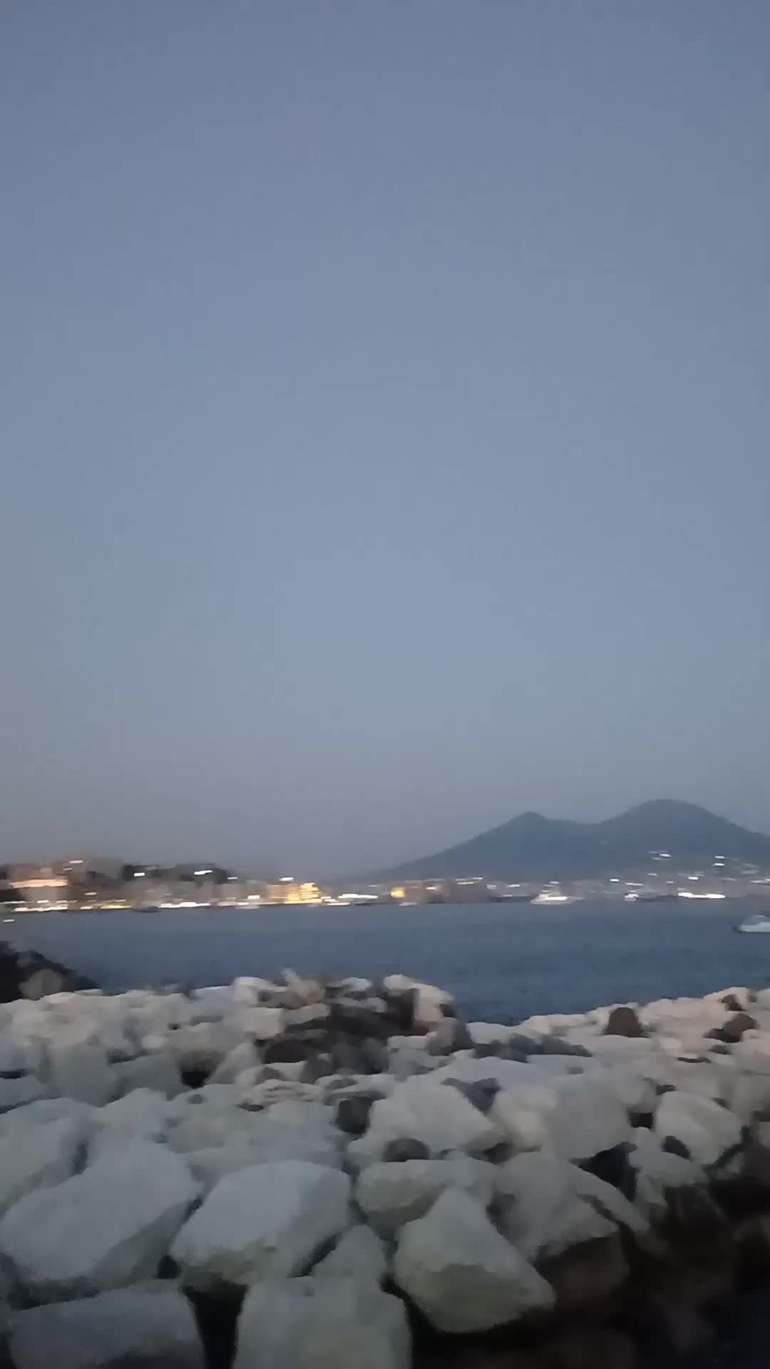 @Housecarmè