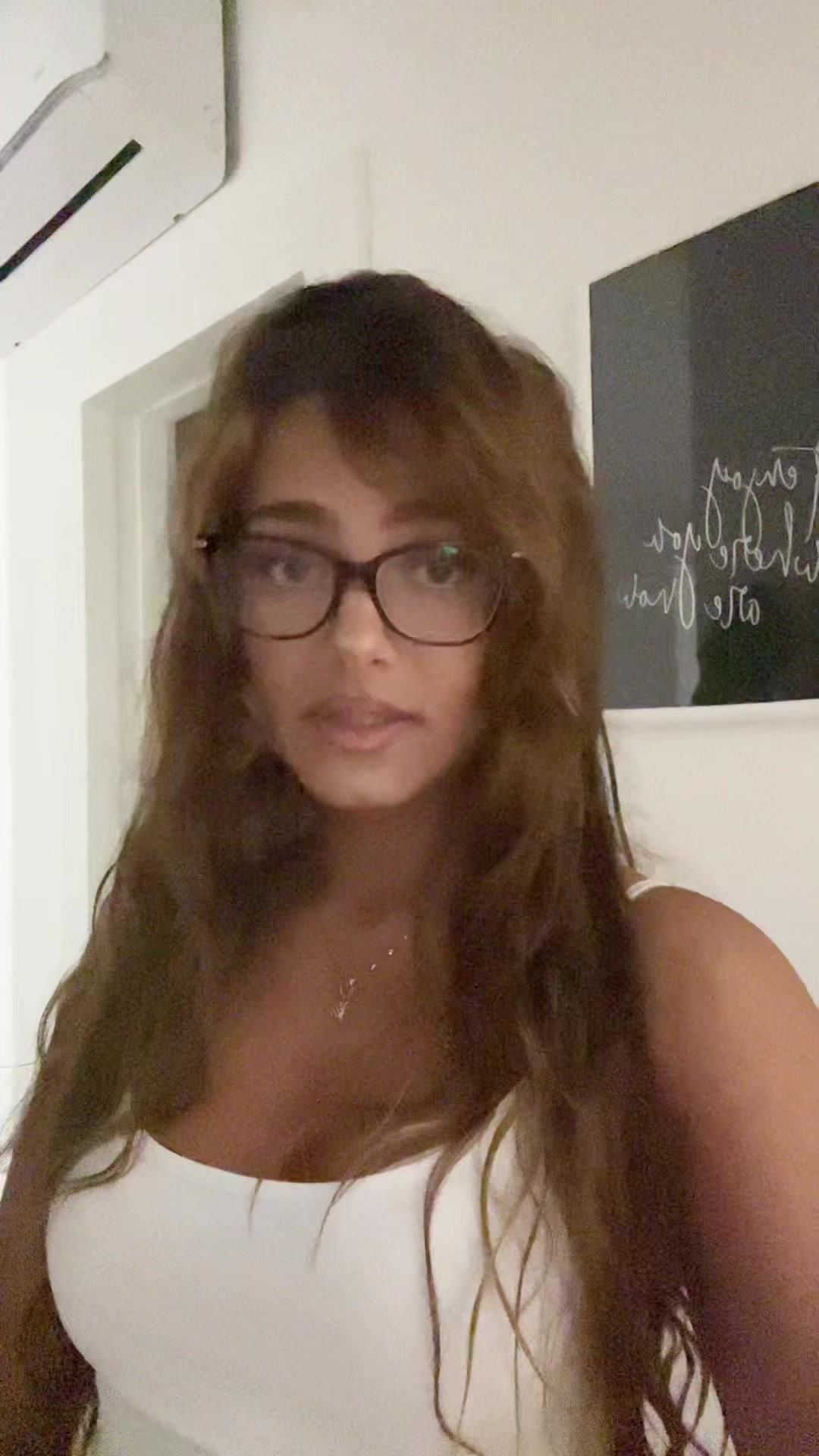 @⃟