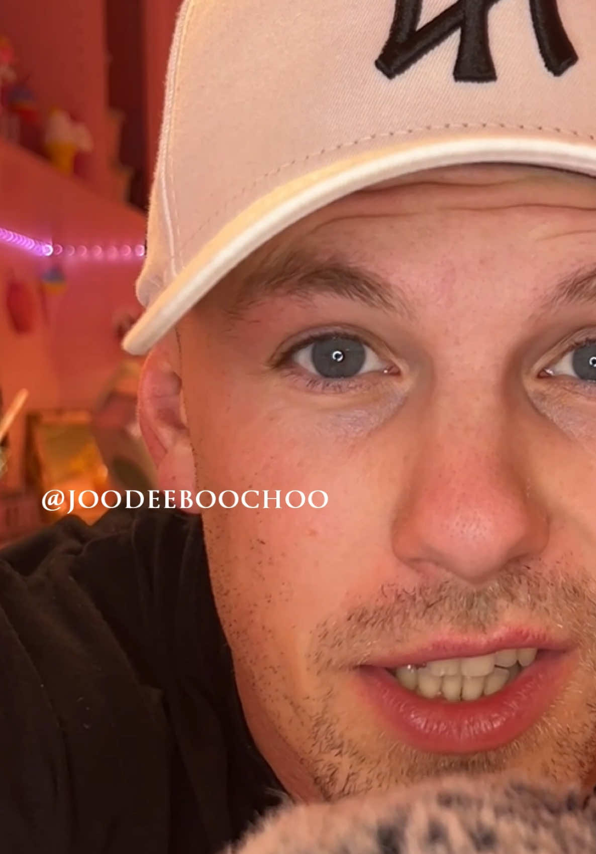 @Joodeeboochoo ASMR