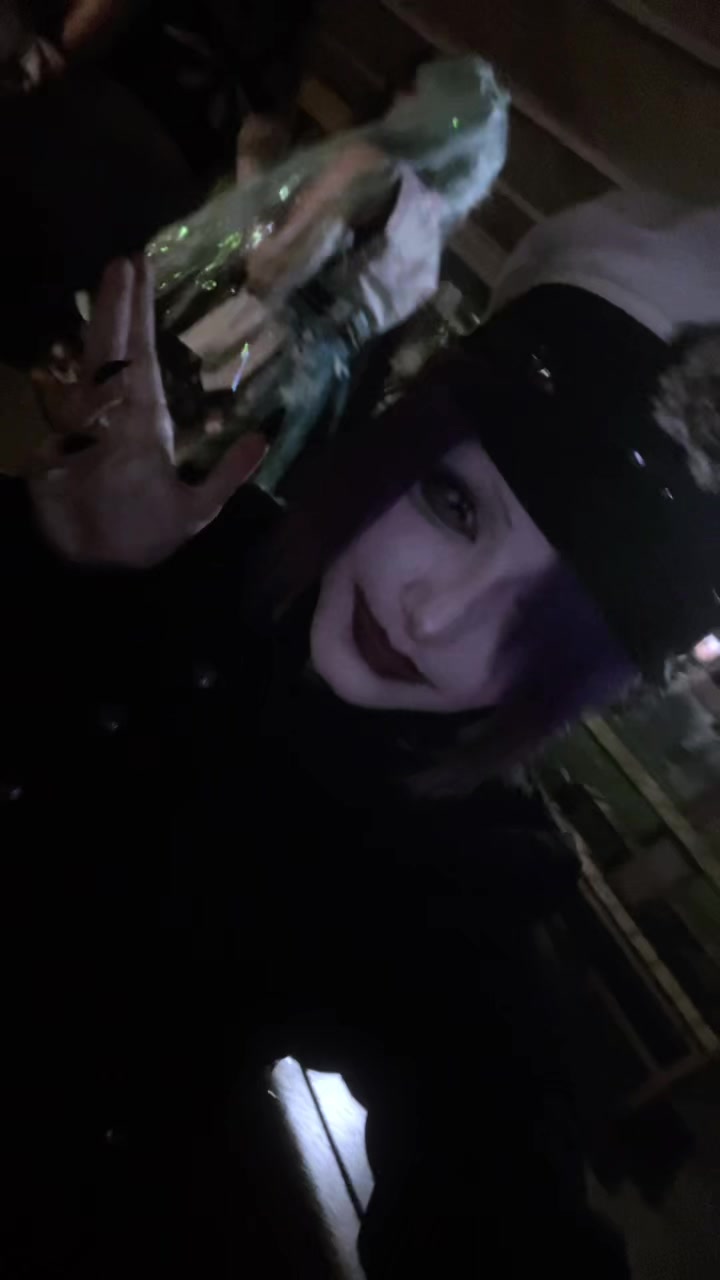 @𝓥系🖤𝓛𝓾𝔁⛑️🔪