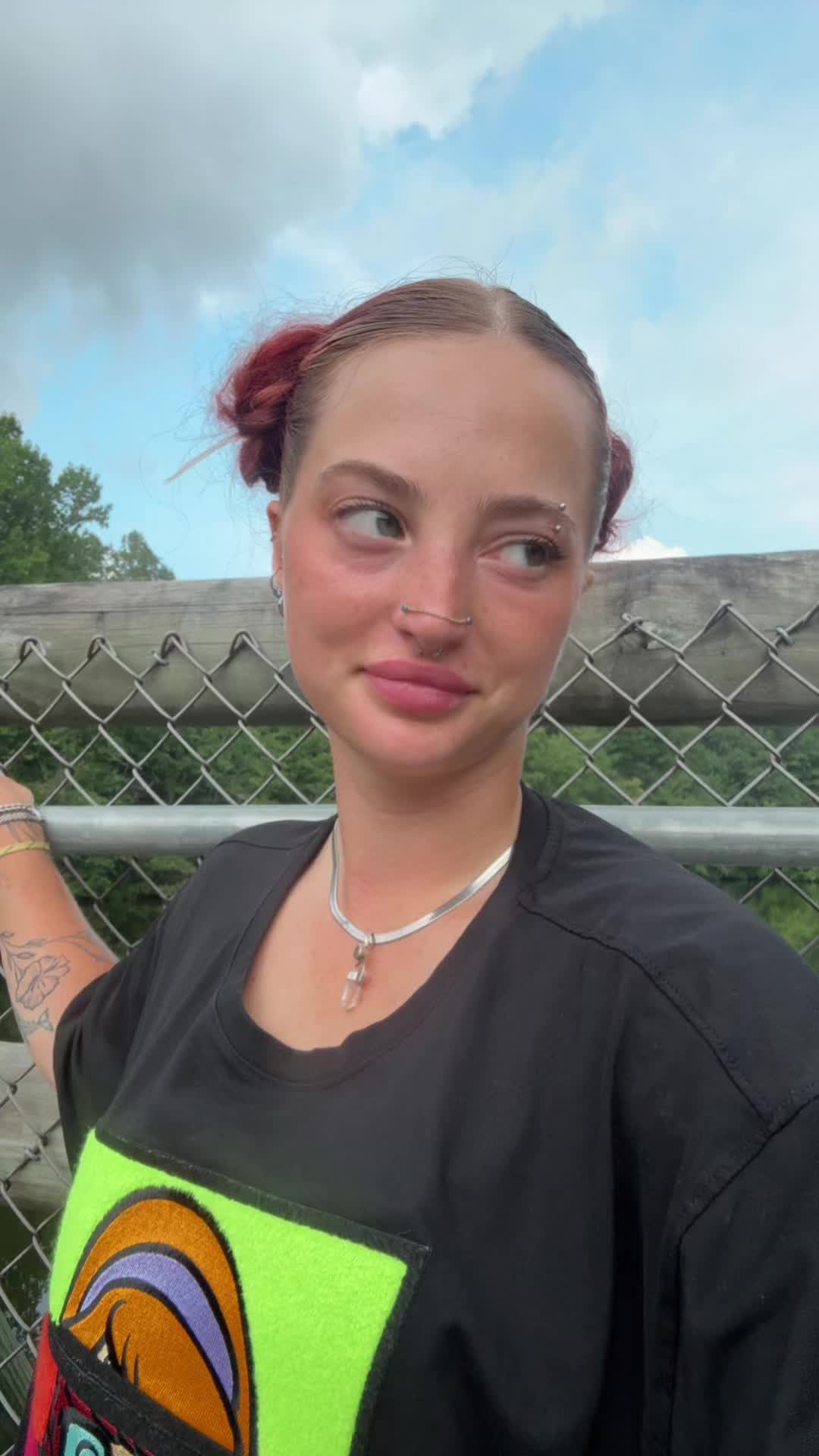 @Sky🌶️