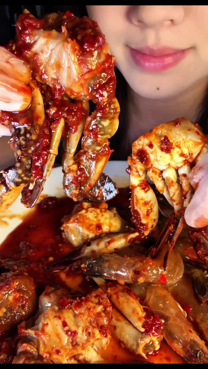 @NomNomDiaries