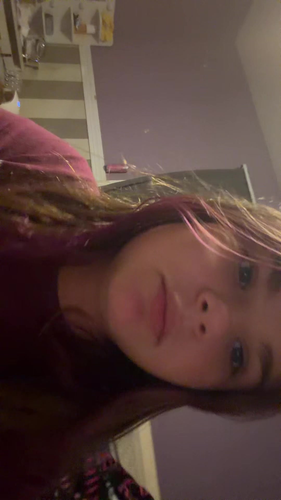 @￴ Izzy