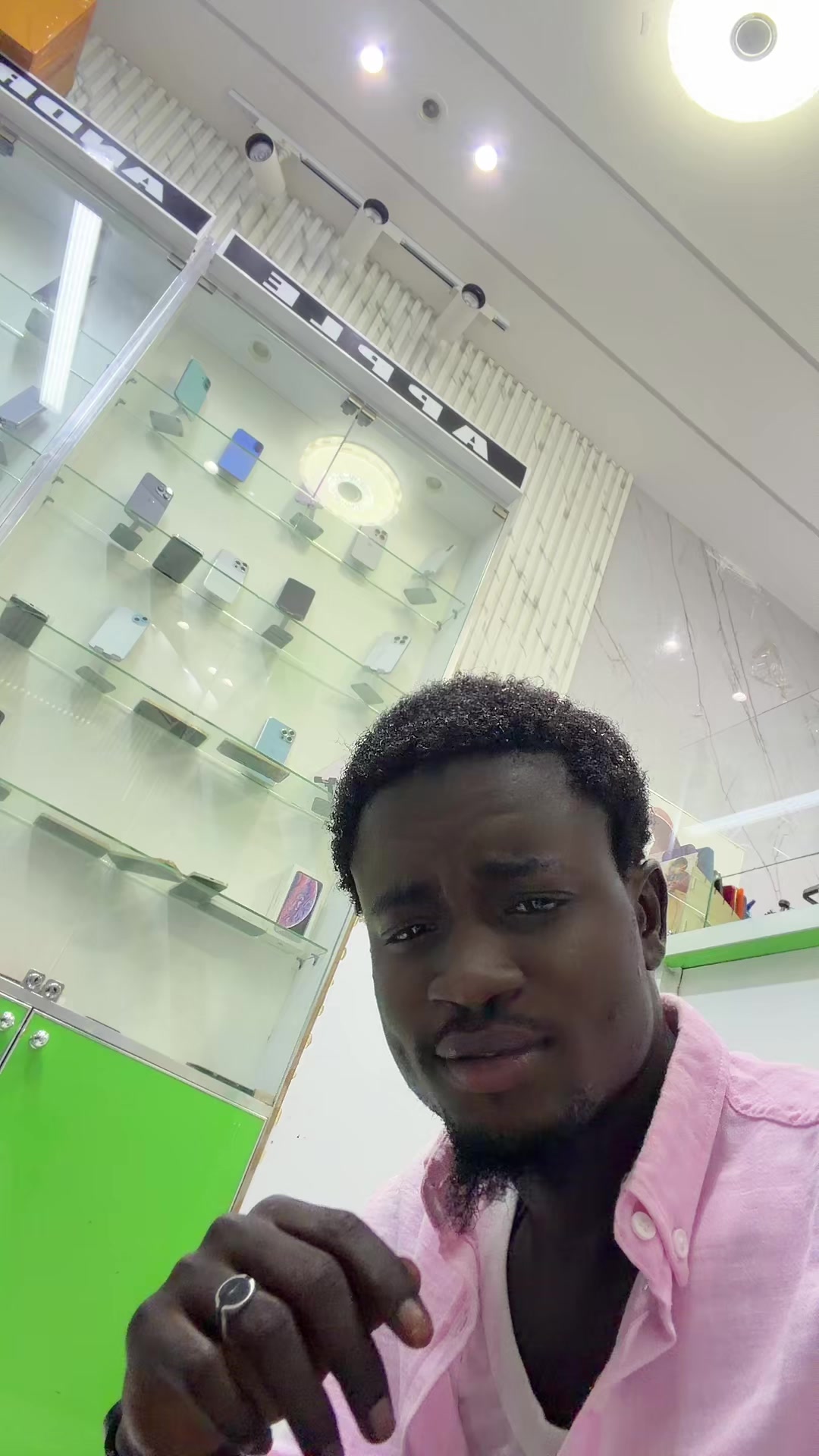 @Wizz Apple 🍏🍎