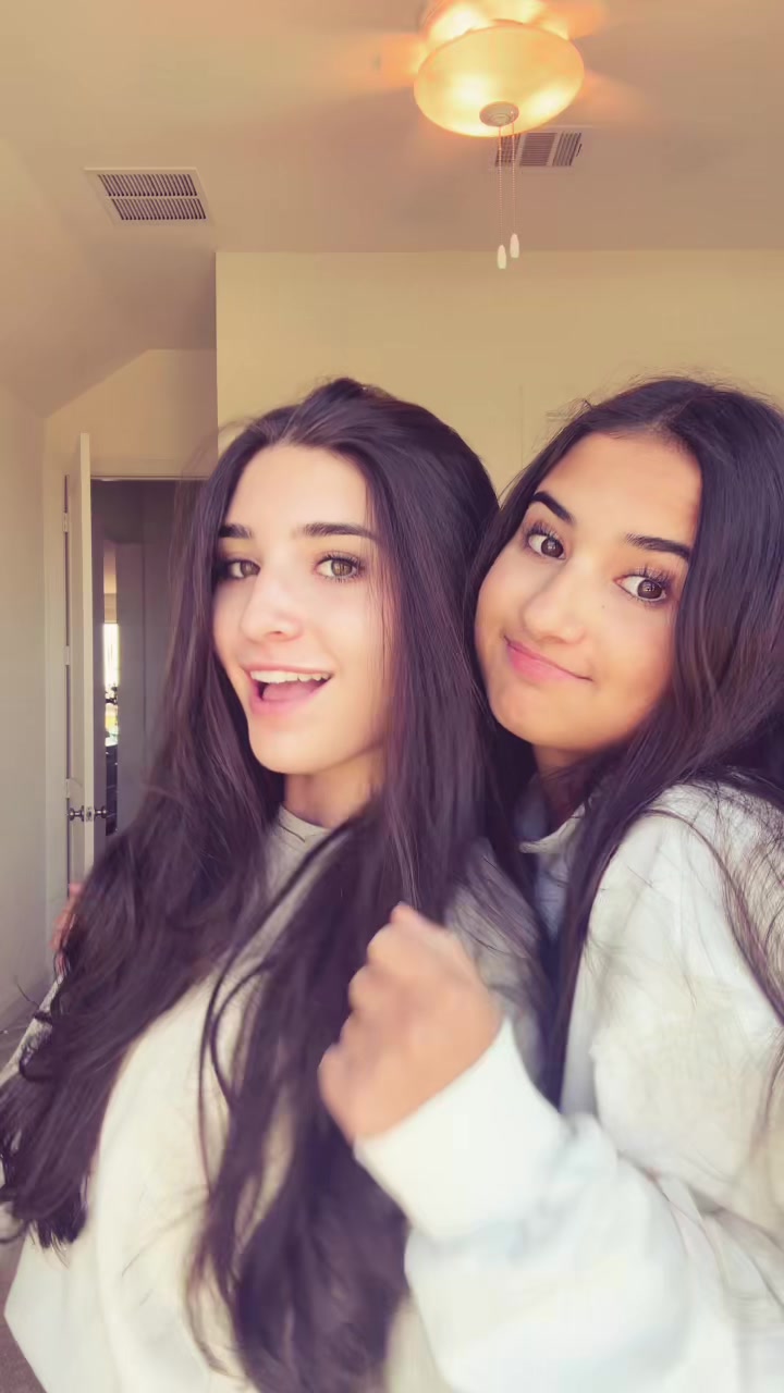 @AVA DUPONT