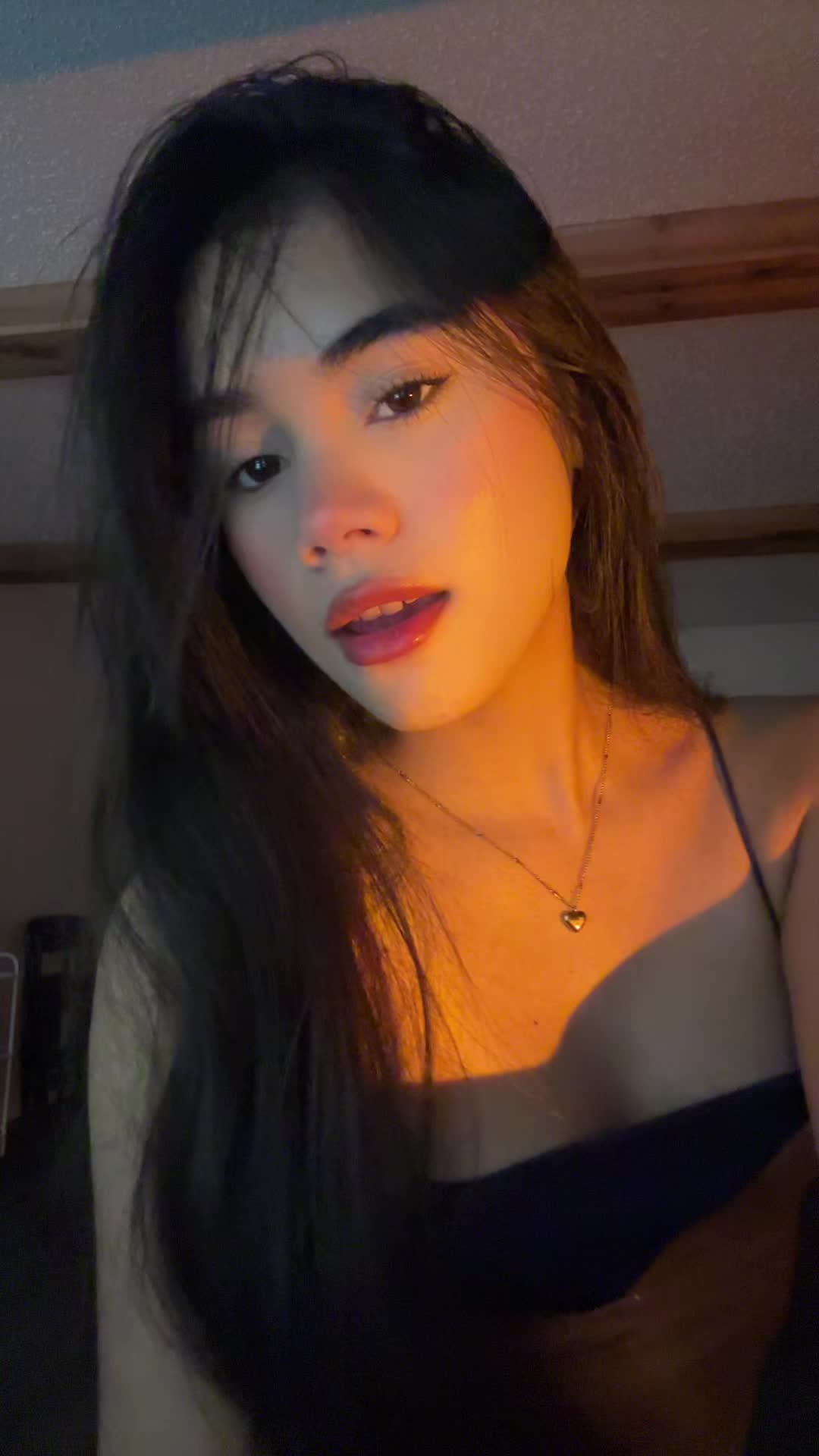 @๐ฌ๐๐๐๐
