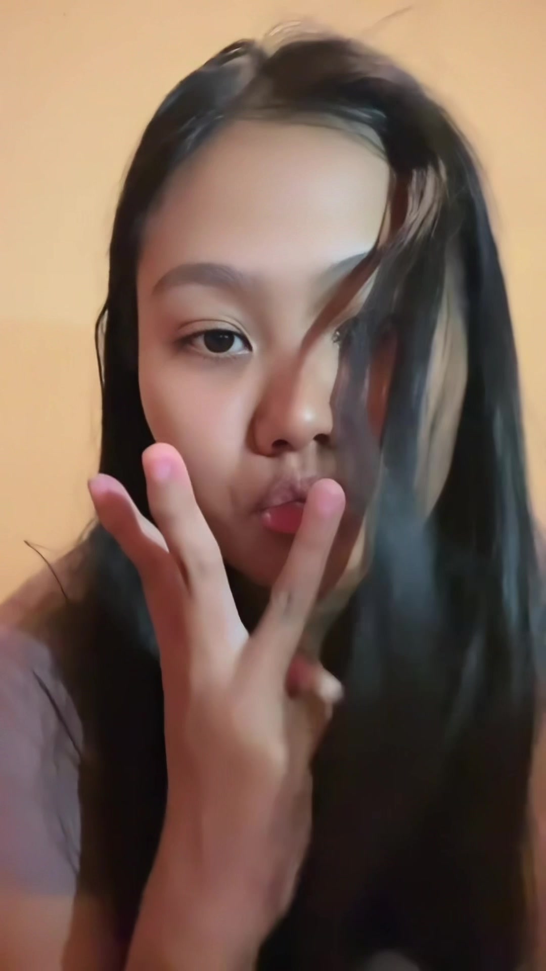 @Ayuk_Ariani1