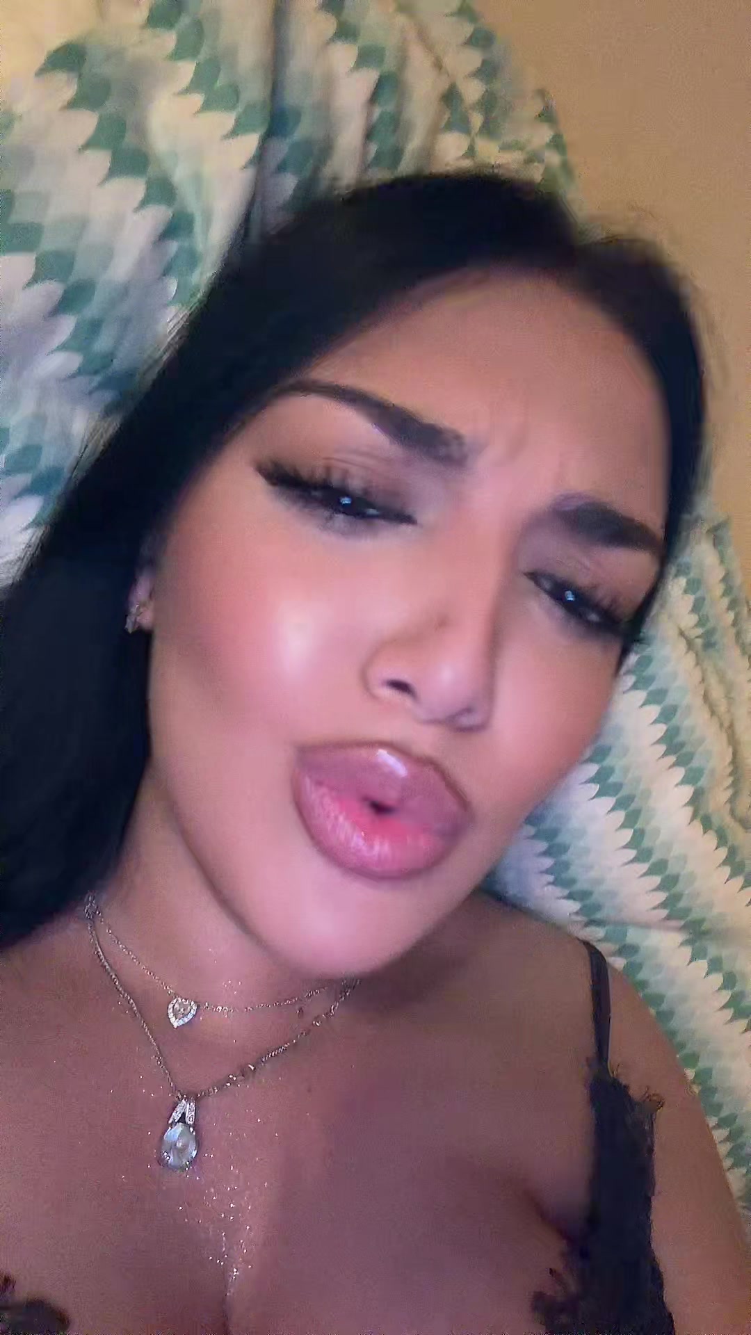 @alxsja_