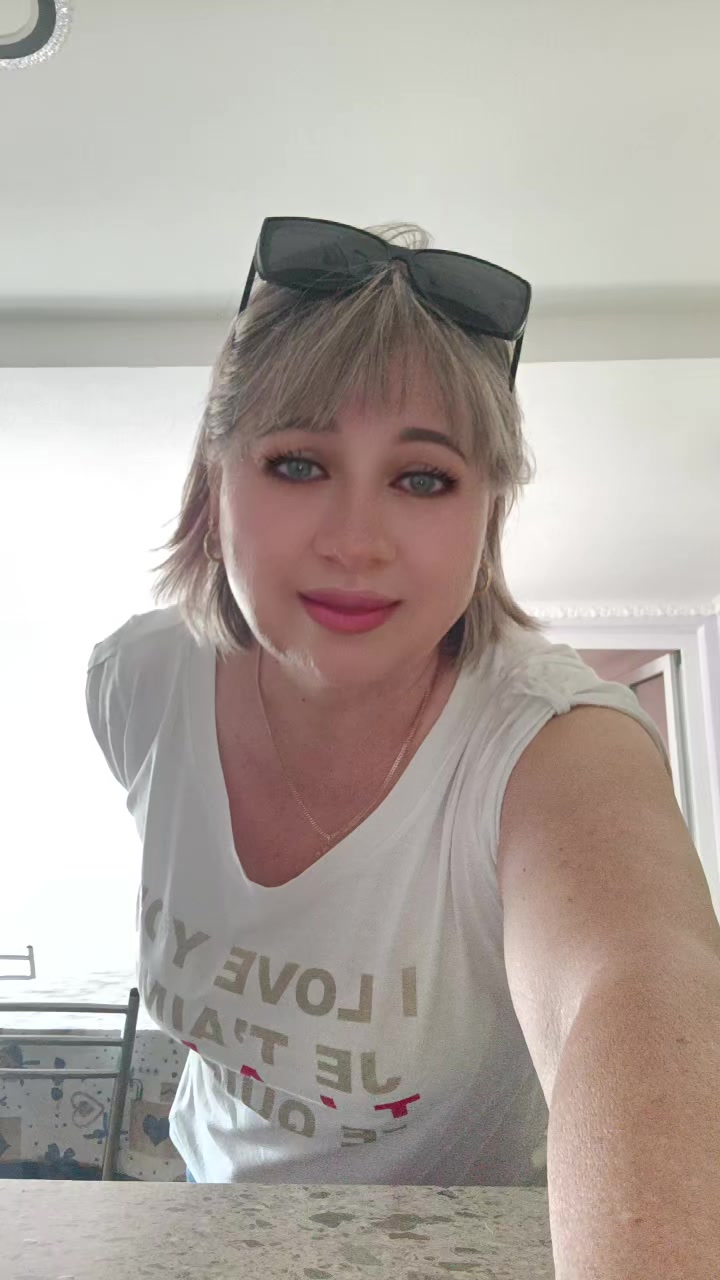 @Ana