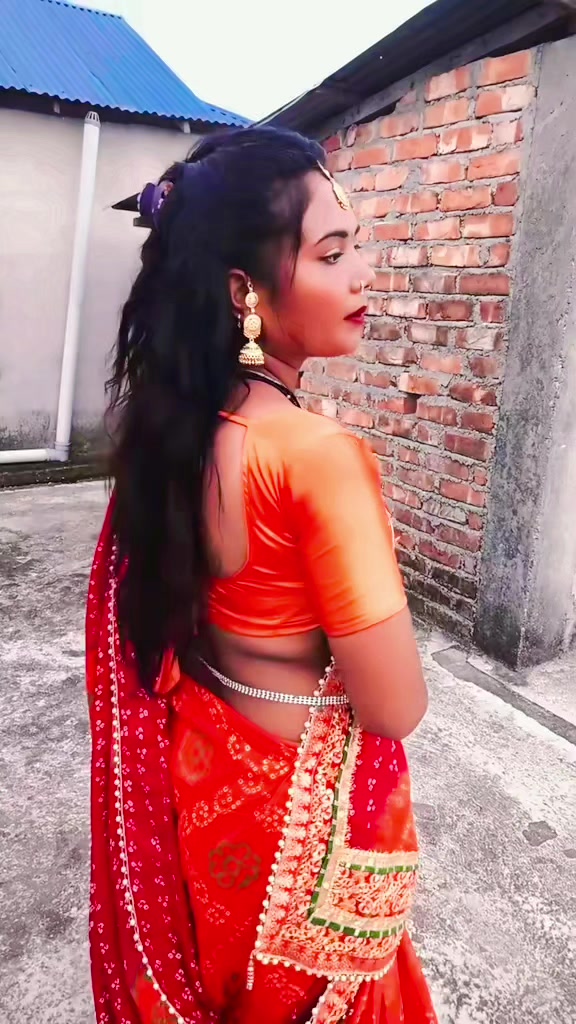 @lovely Anisha 44