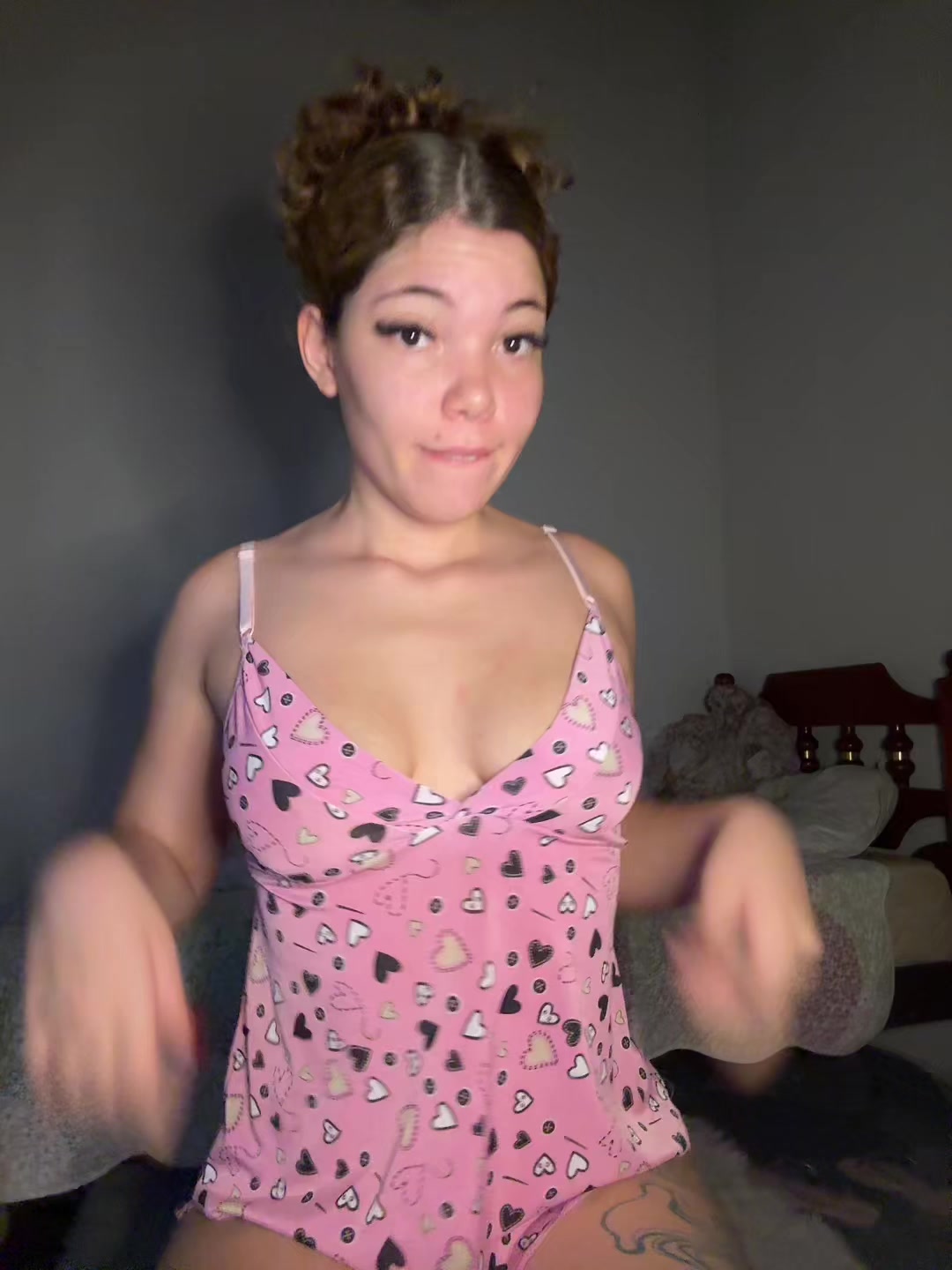 @annyiy2