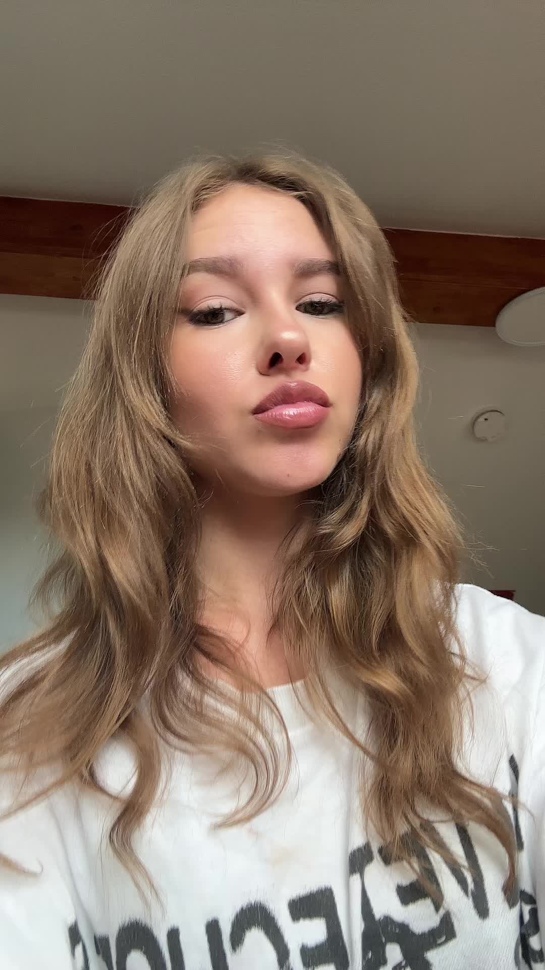 @angi 🌳 𖣂
