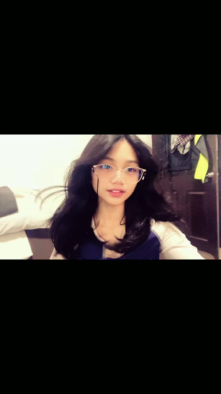@𝚖𝚘𝚘𝚗