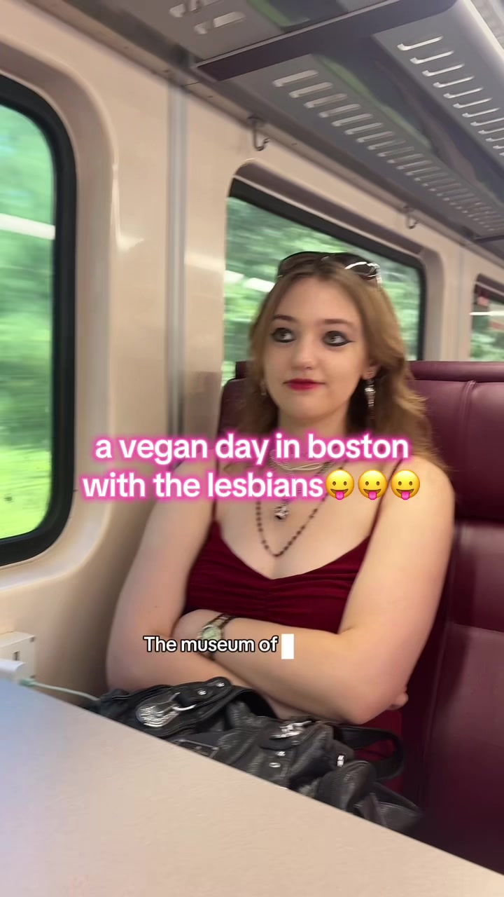 @thatpinkvegan