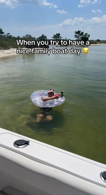 @Somebodys fine ass gma