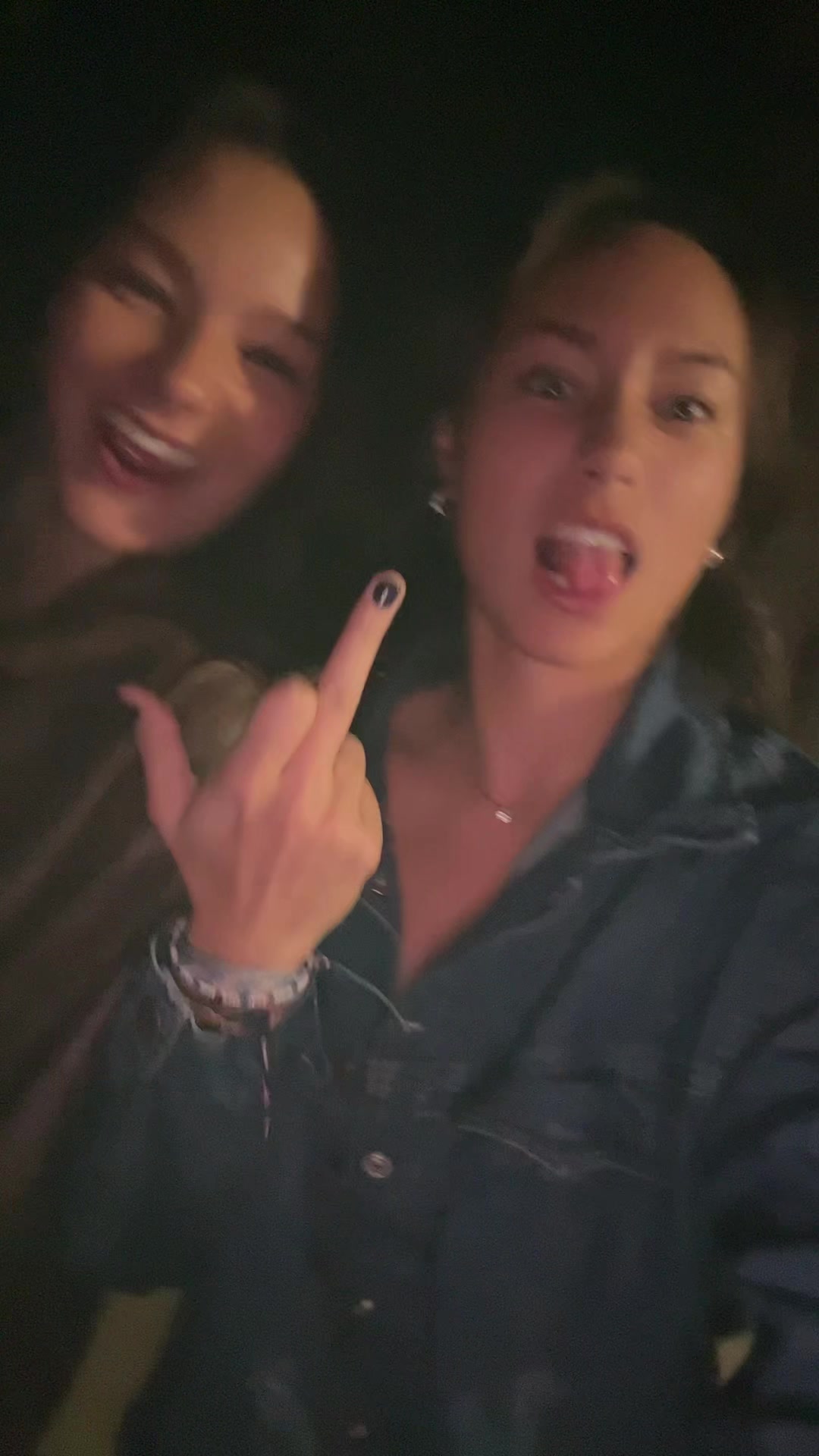 @Hailey