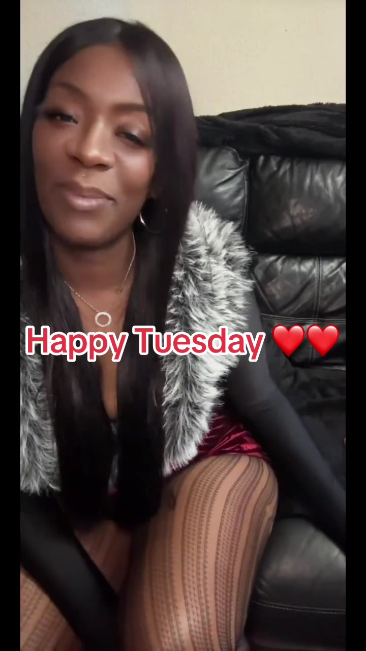 @Sexy Mami 😍😍