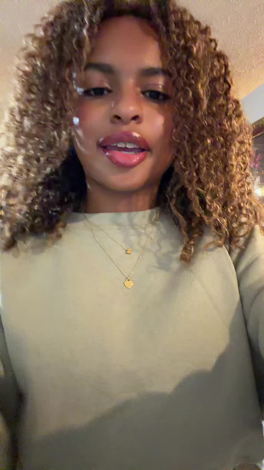 @Nai 💋