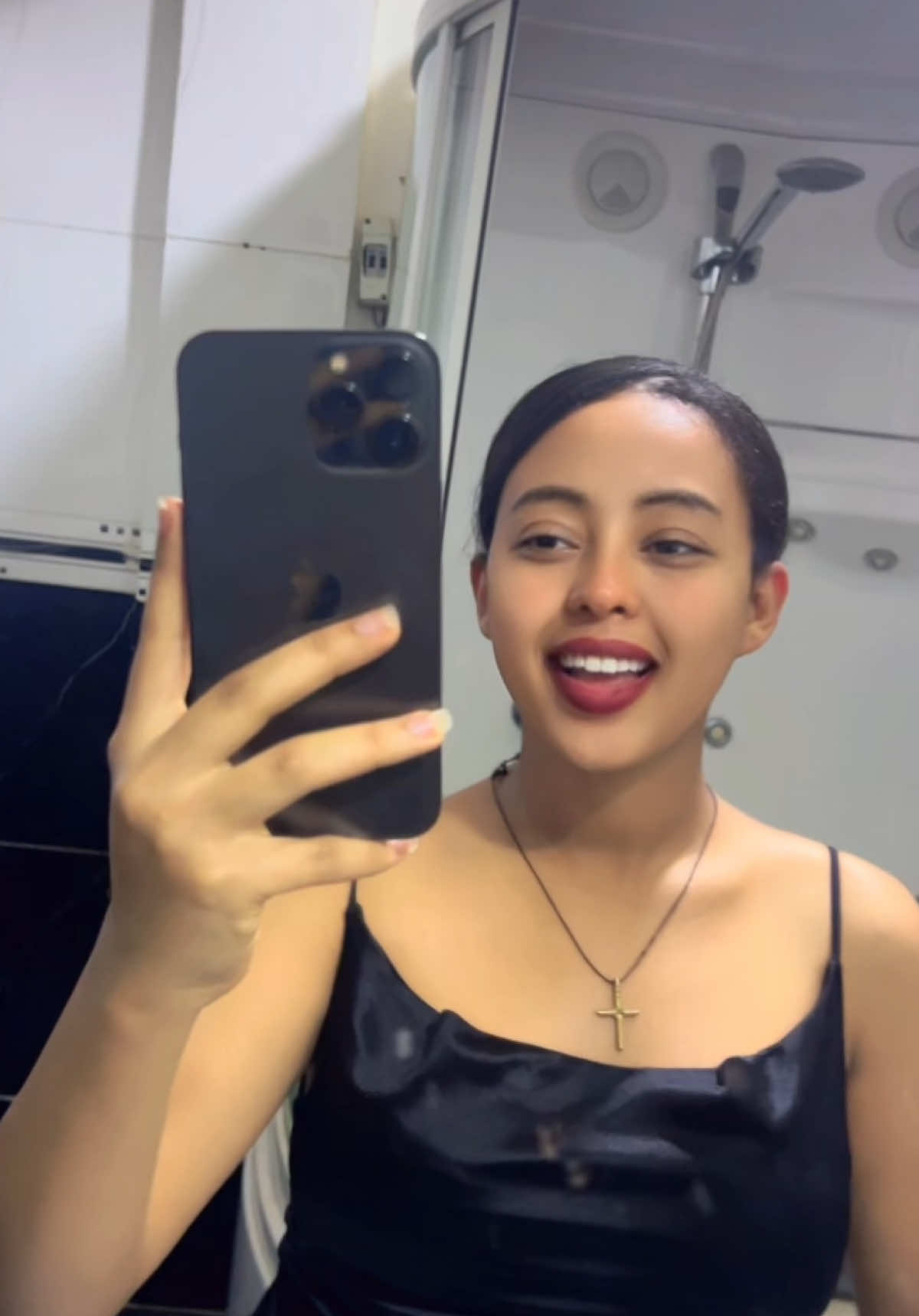 @sari (ኑኑ)