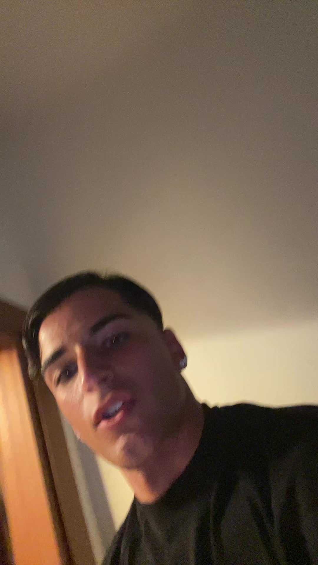 @Angelo🏴