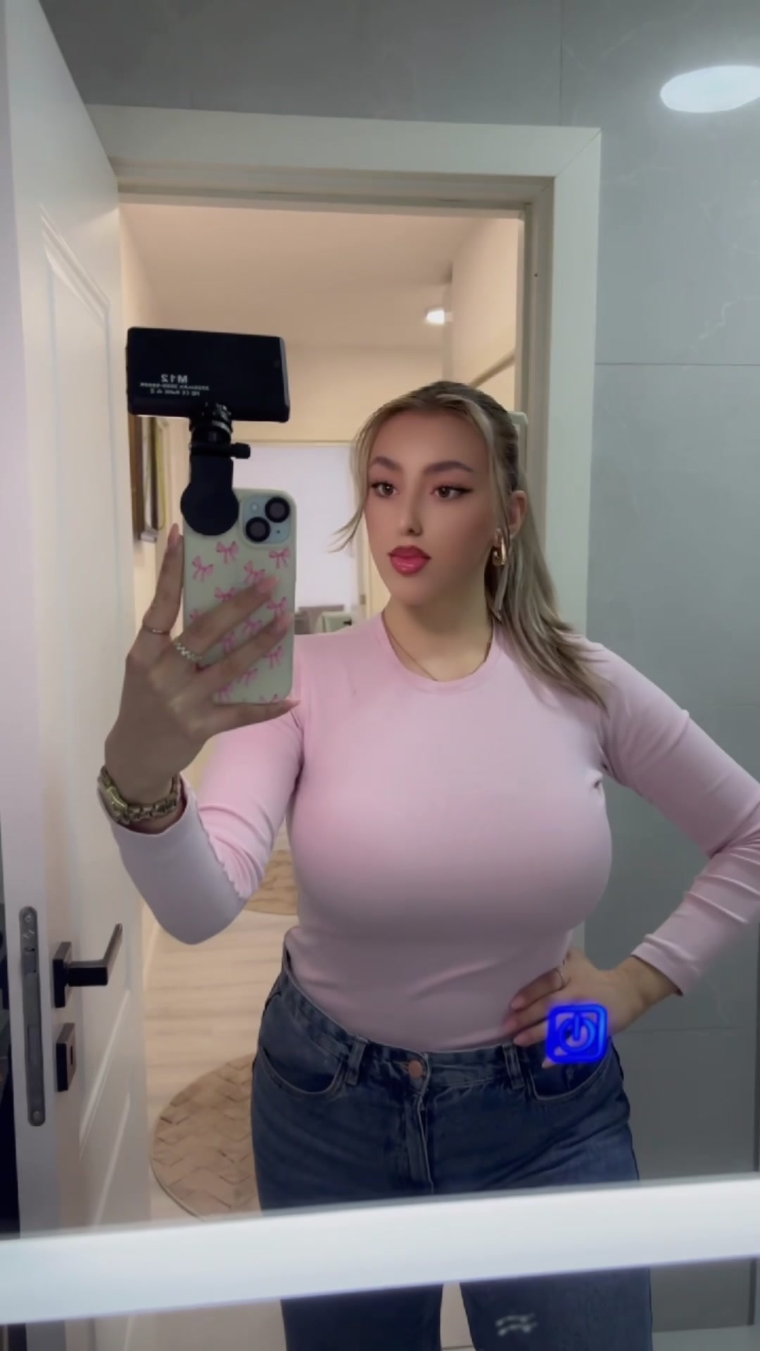 @𝐃𝐈𝐎𝐍𝐀 𝐇𝐀𝐉𝐑𝐈𝐙𝐈