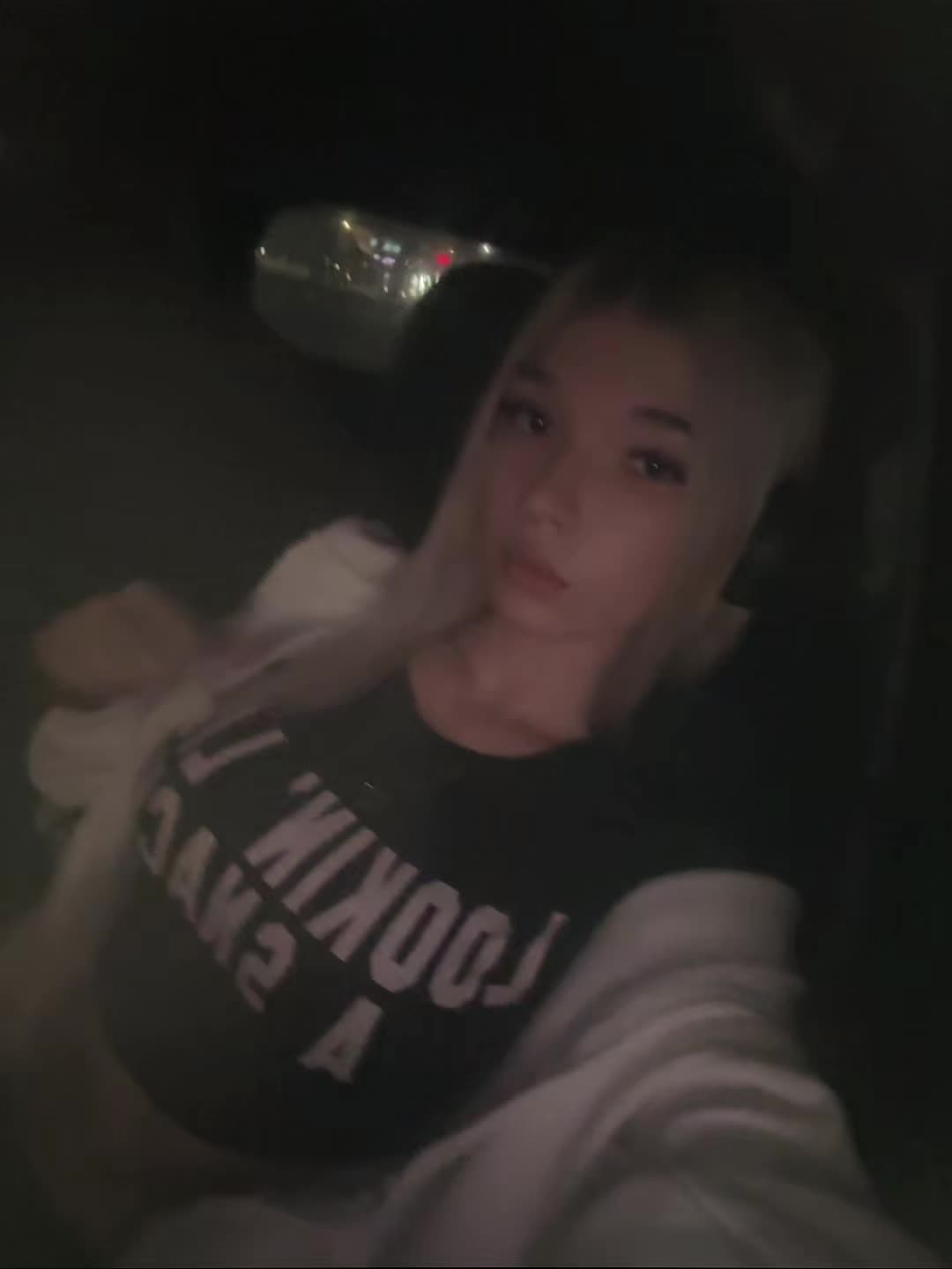 @🖤
