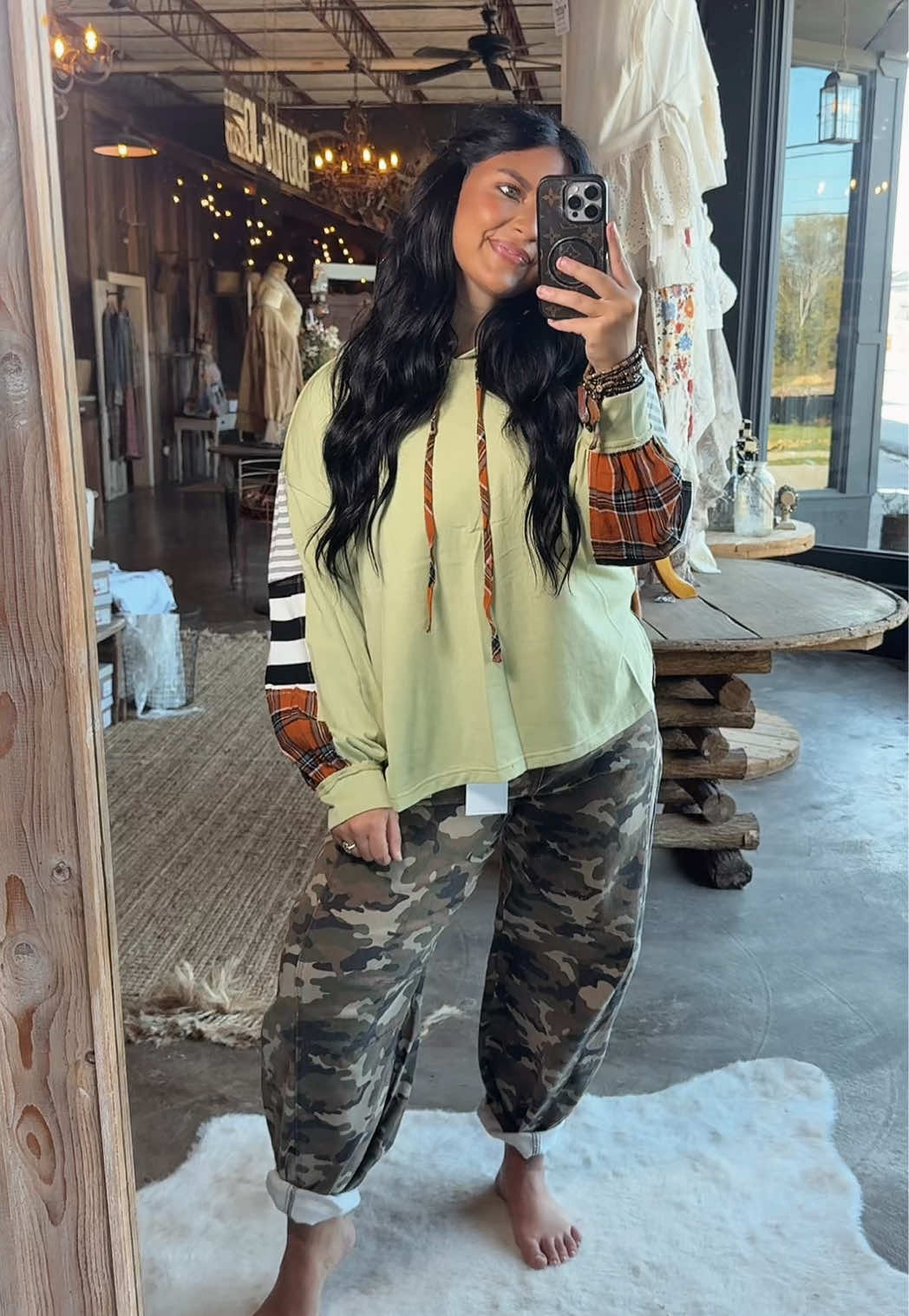 @karmasageboutique