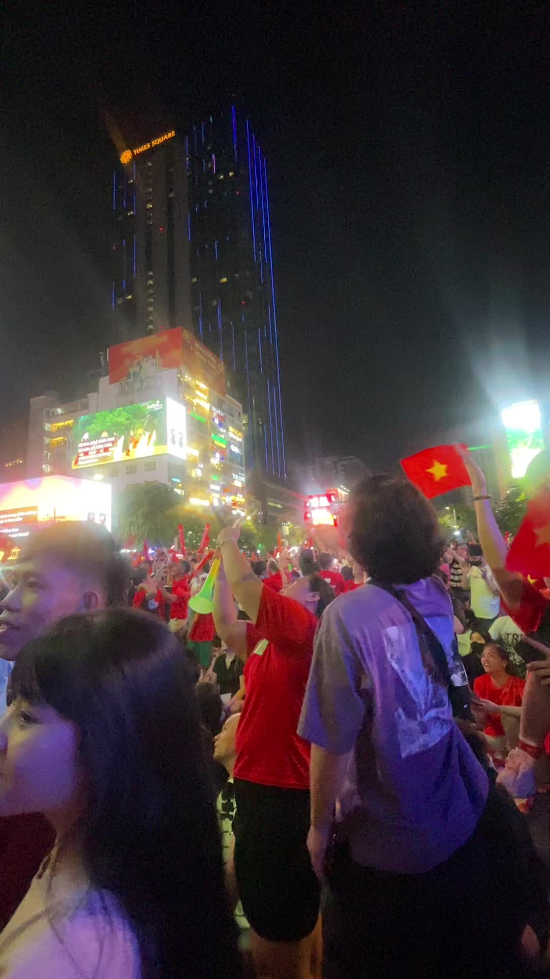 @CHẢ GIÒ TRÂM TRIỆU