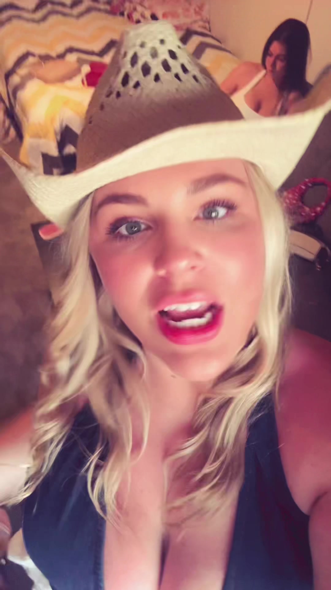 @luluwooldridge