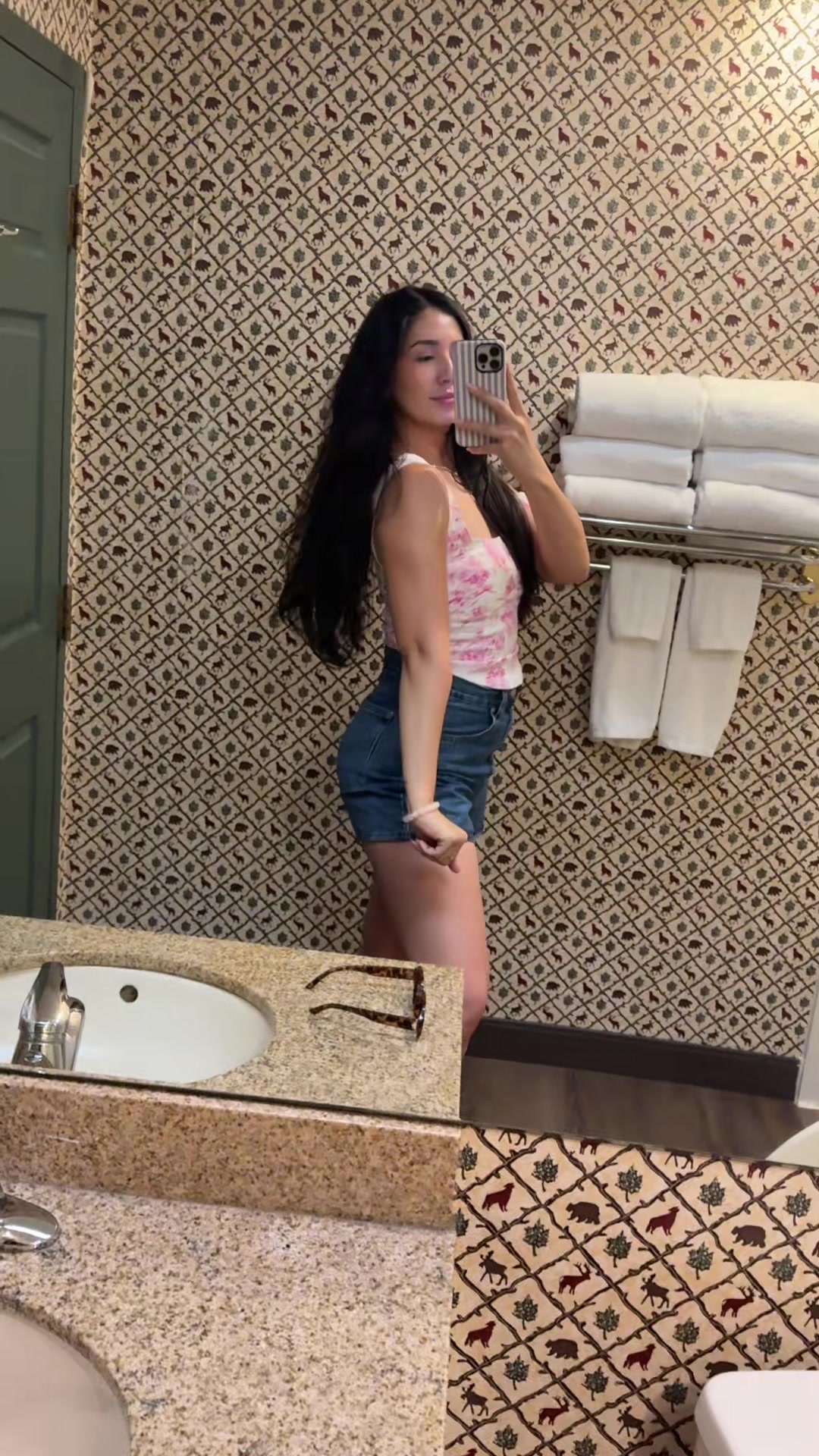 @ᒪIᒪᒪIᗩᑎ ᗷOᑎIᒪᒪᗩ.🦒