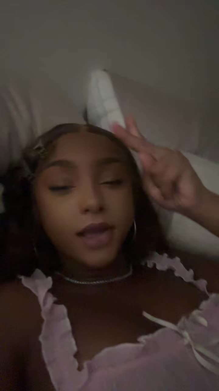 @Dollfacehexx • Following
