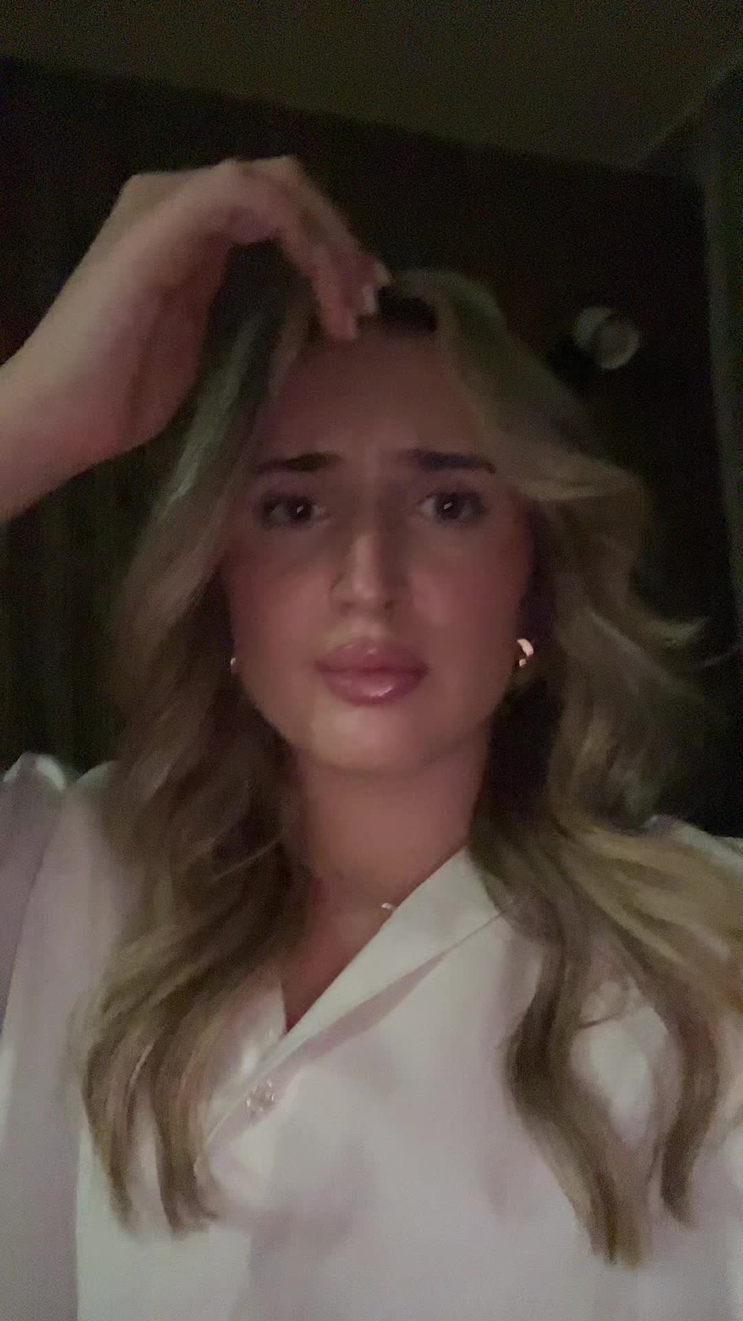 @Alexandra-Maria:)