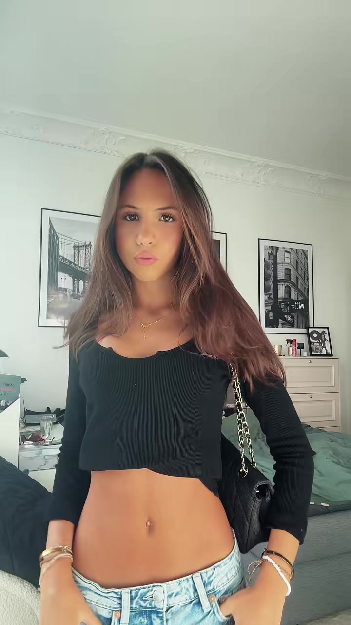 @Luna