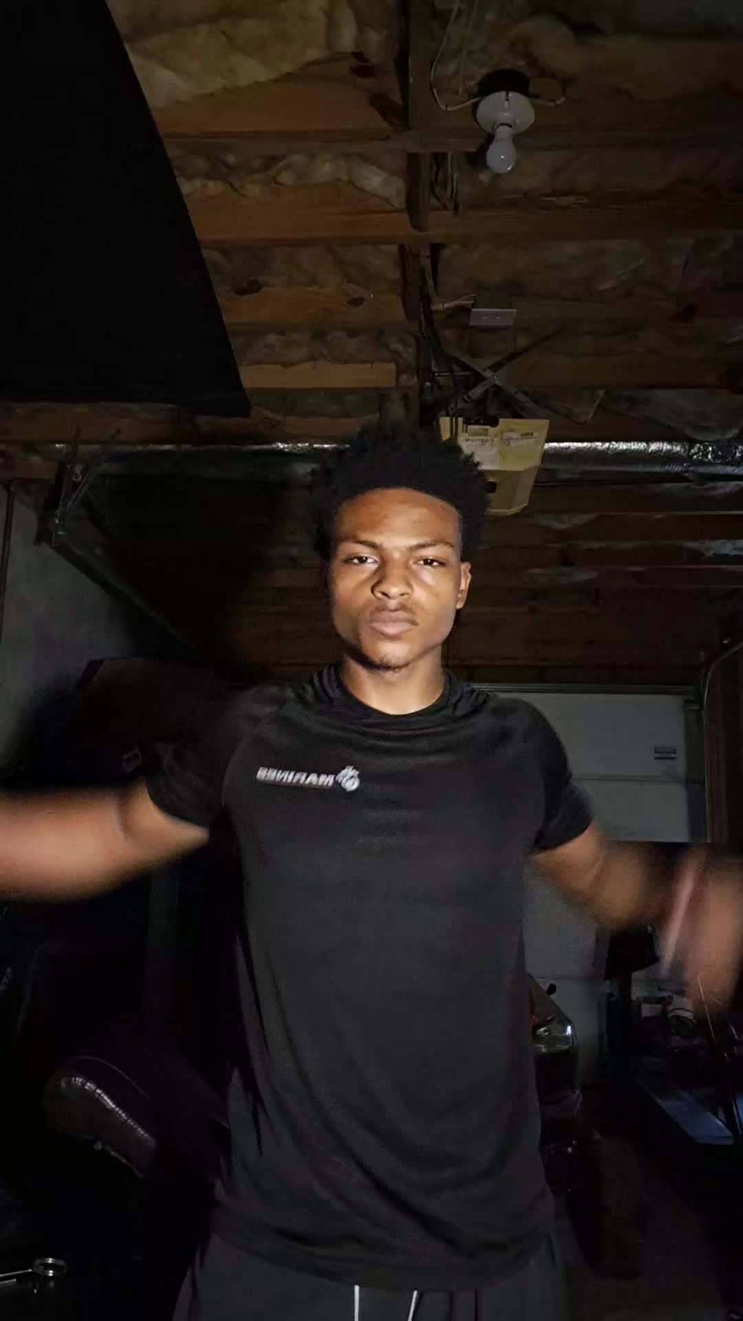 @Jameswhyidk