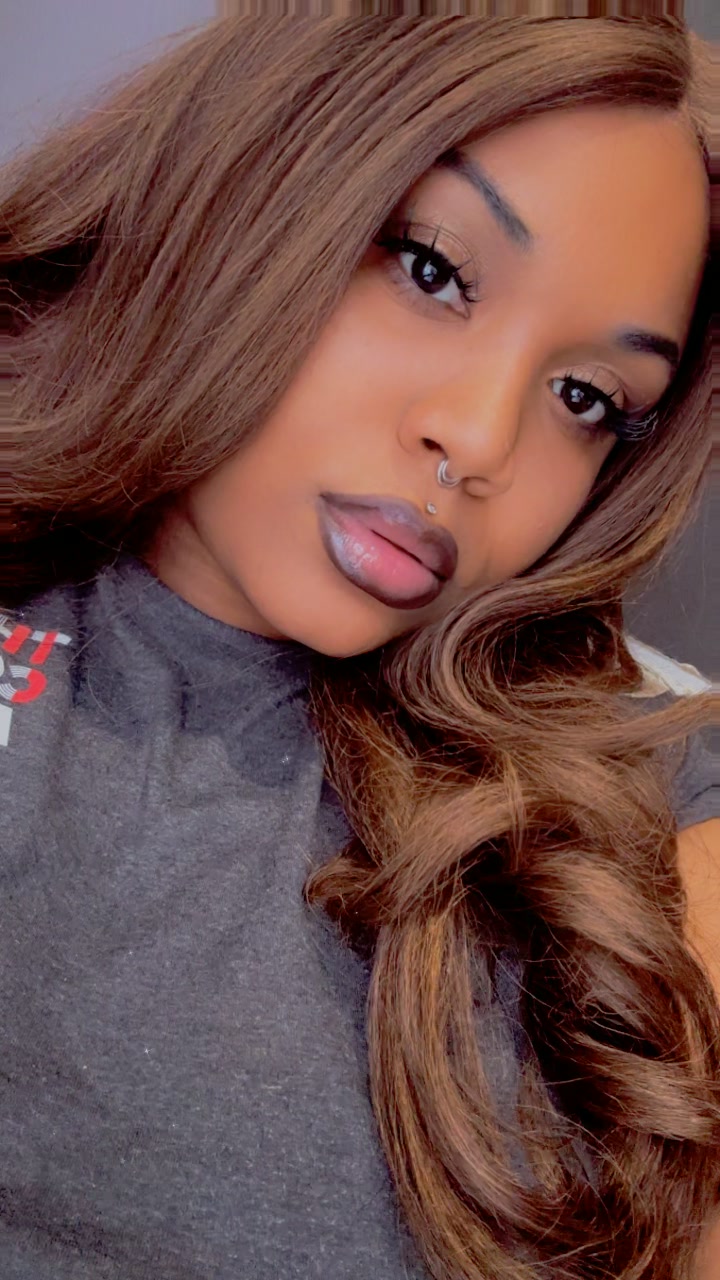 @Nickiibabee