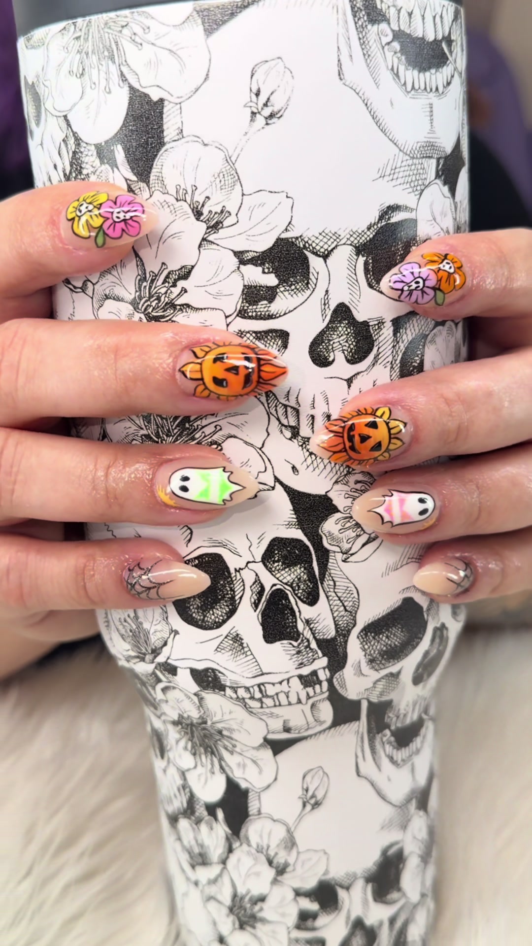 @502/812 Nail Tech KY 💜 Bella