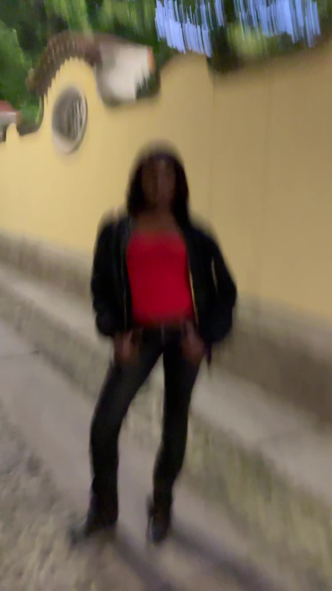 @Je