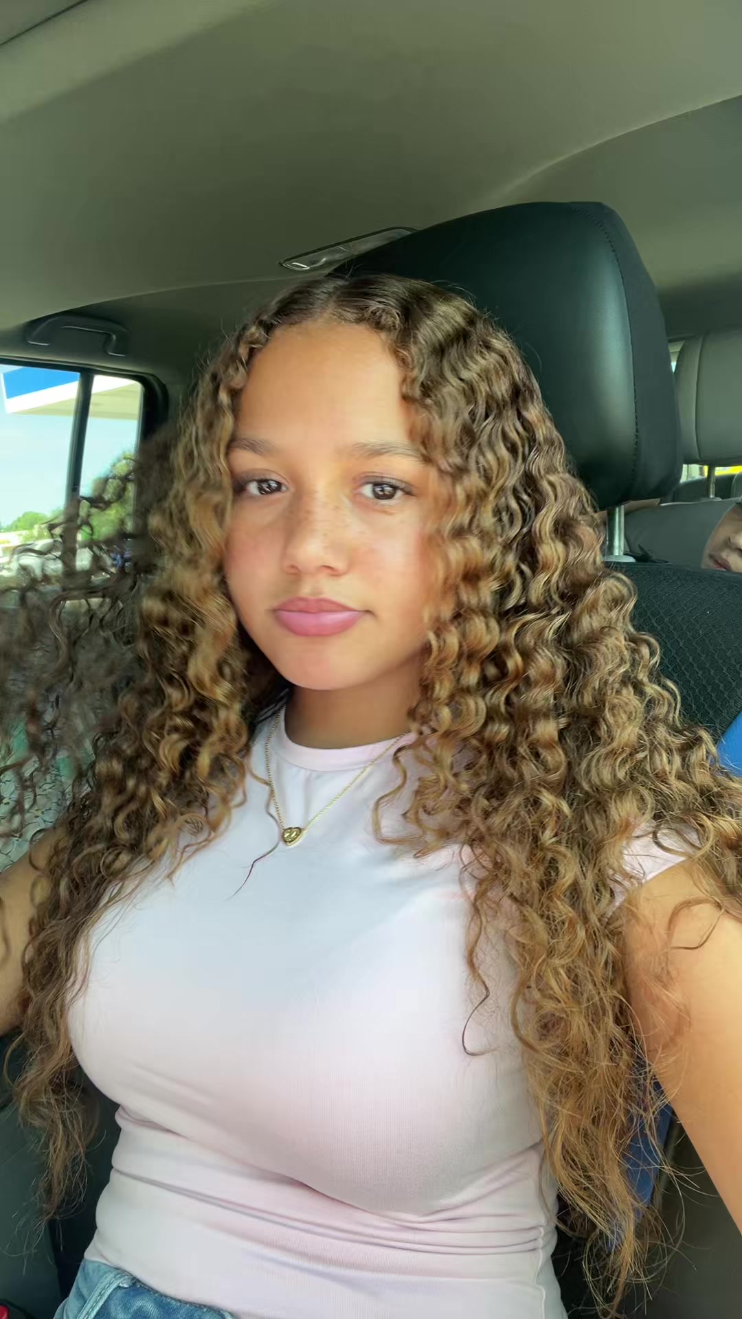 @ariana