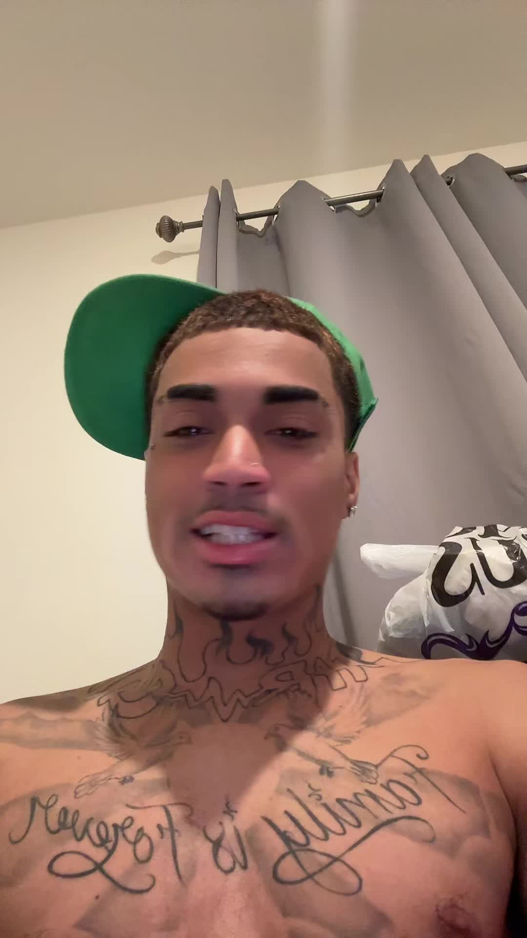 @โ